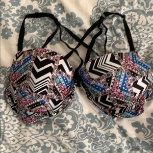 Victoria’s Secret 36D bra